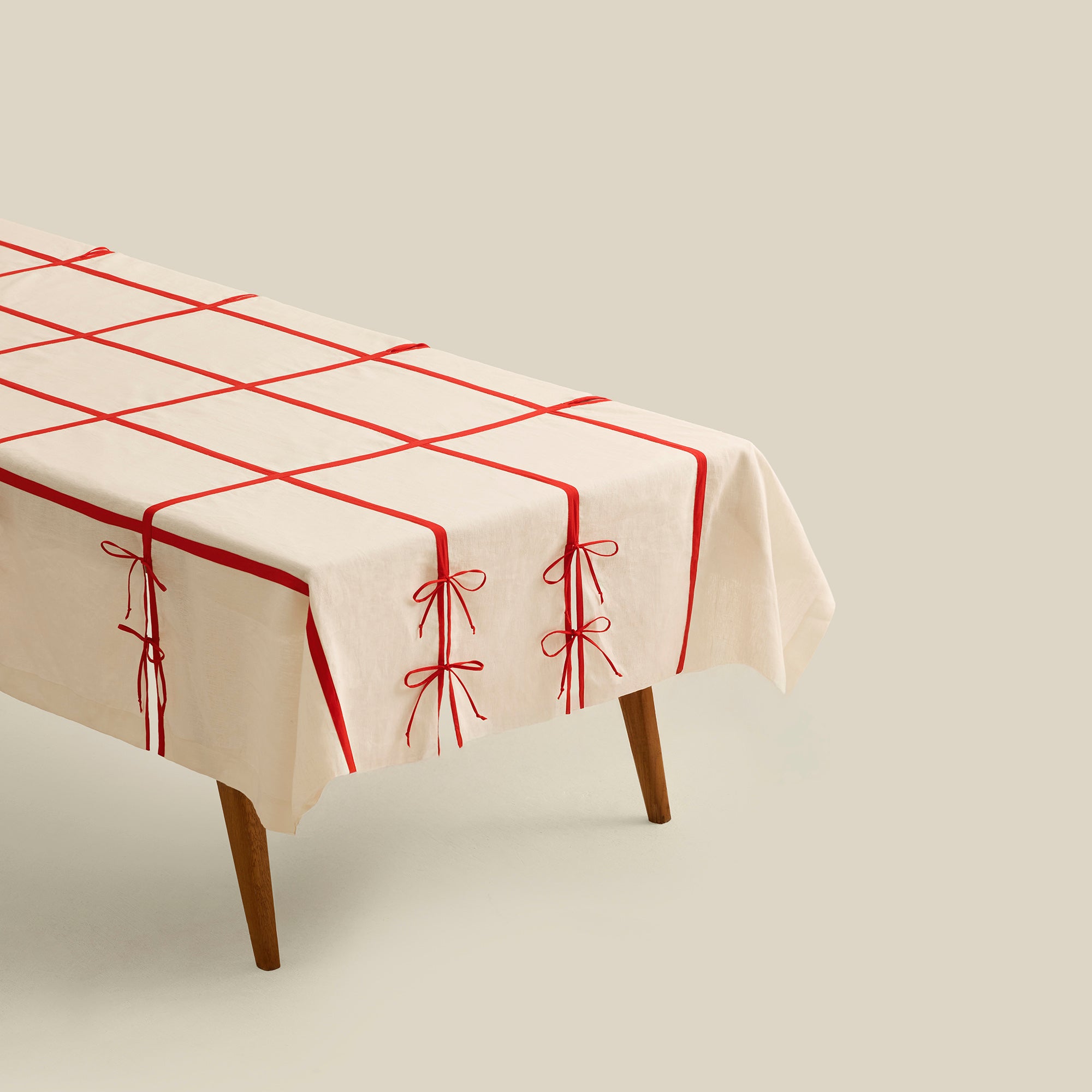 Tie Me Up Linen Tablecloth