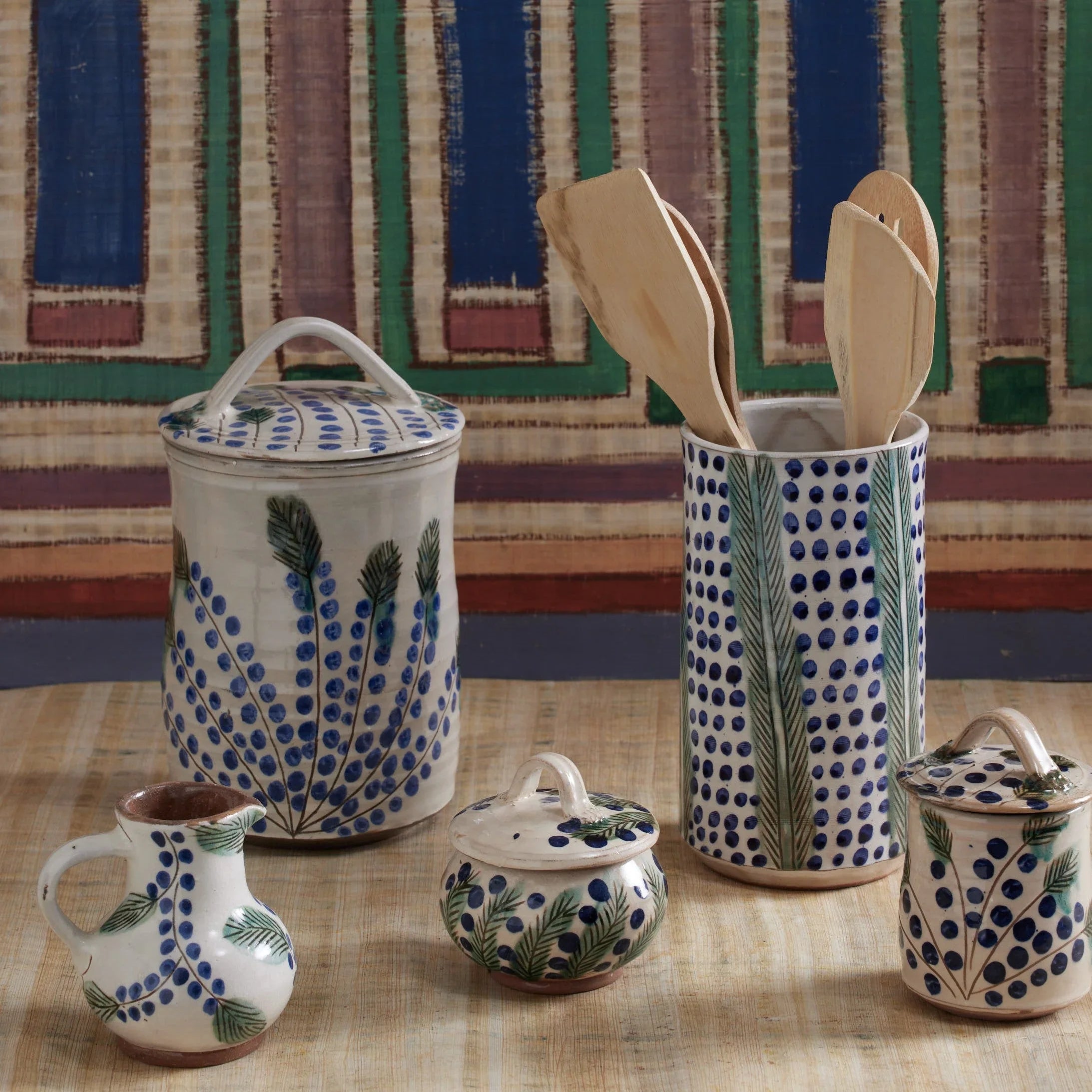 Dotty Vine Utensil Holder