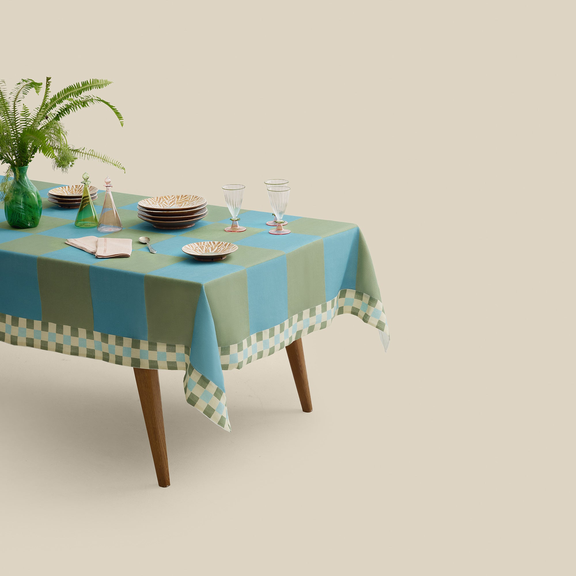Cleo Linen Tablecloth