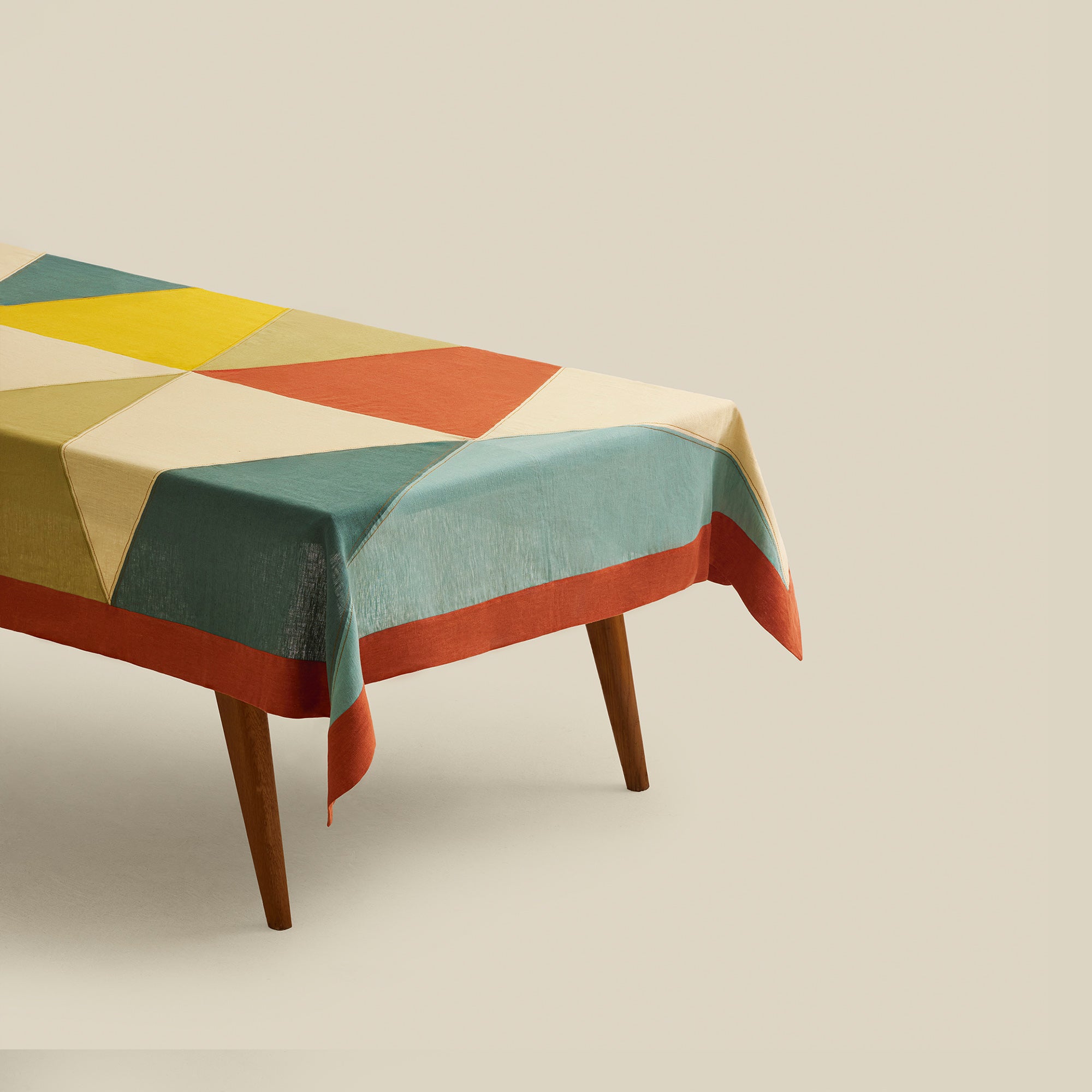 Harlequin Tablecloth in Patchwork Linen