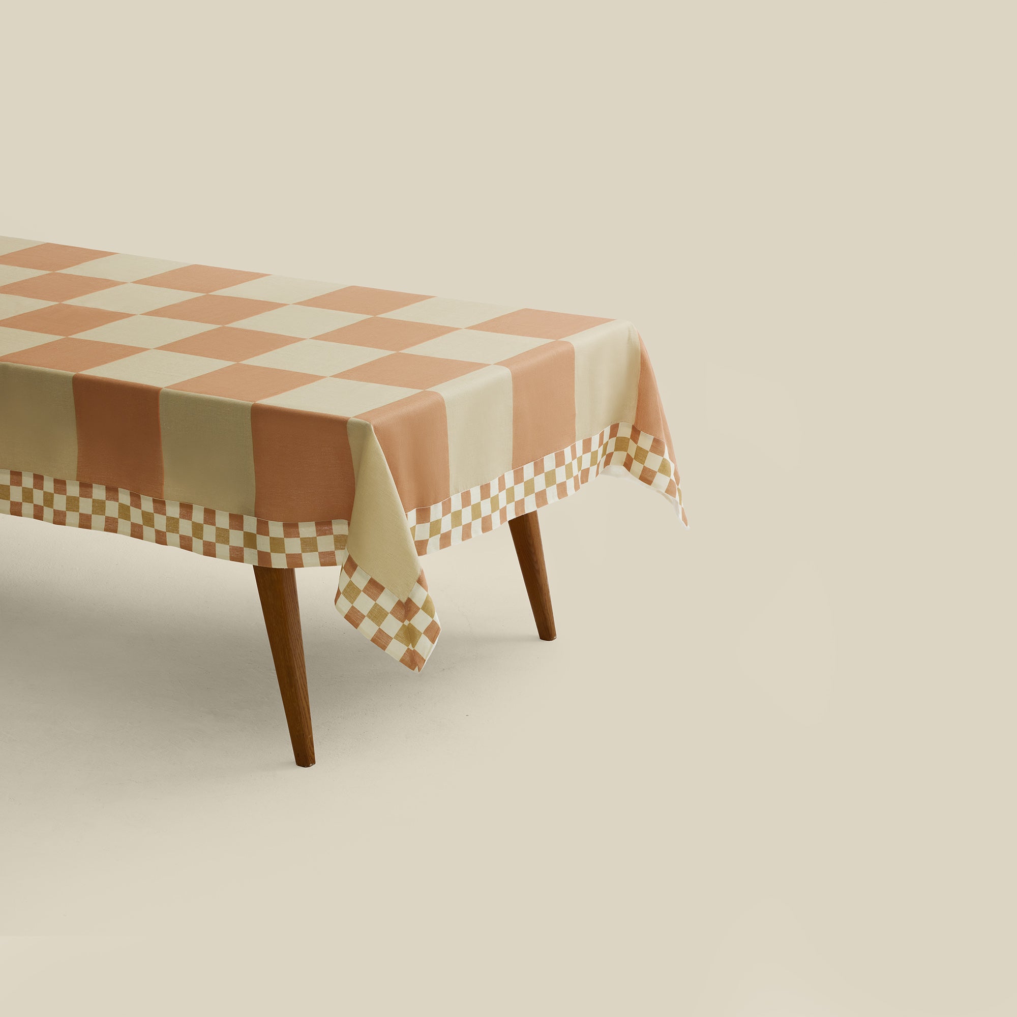 Cleo Linen Tablecloth