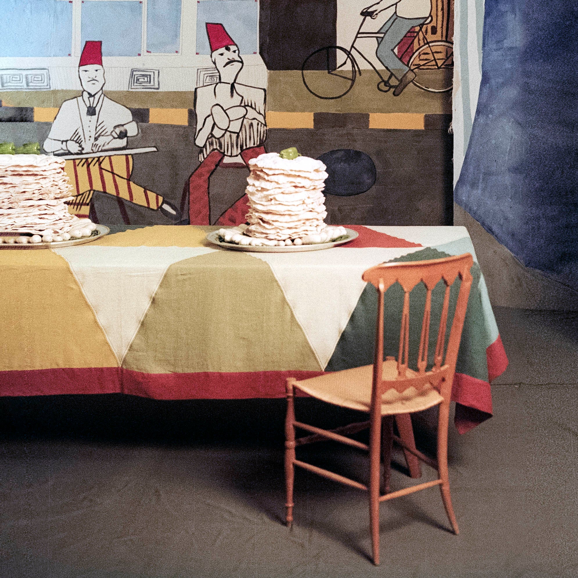 Harlequin Tablecloth in Patchwork Linen